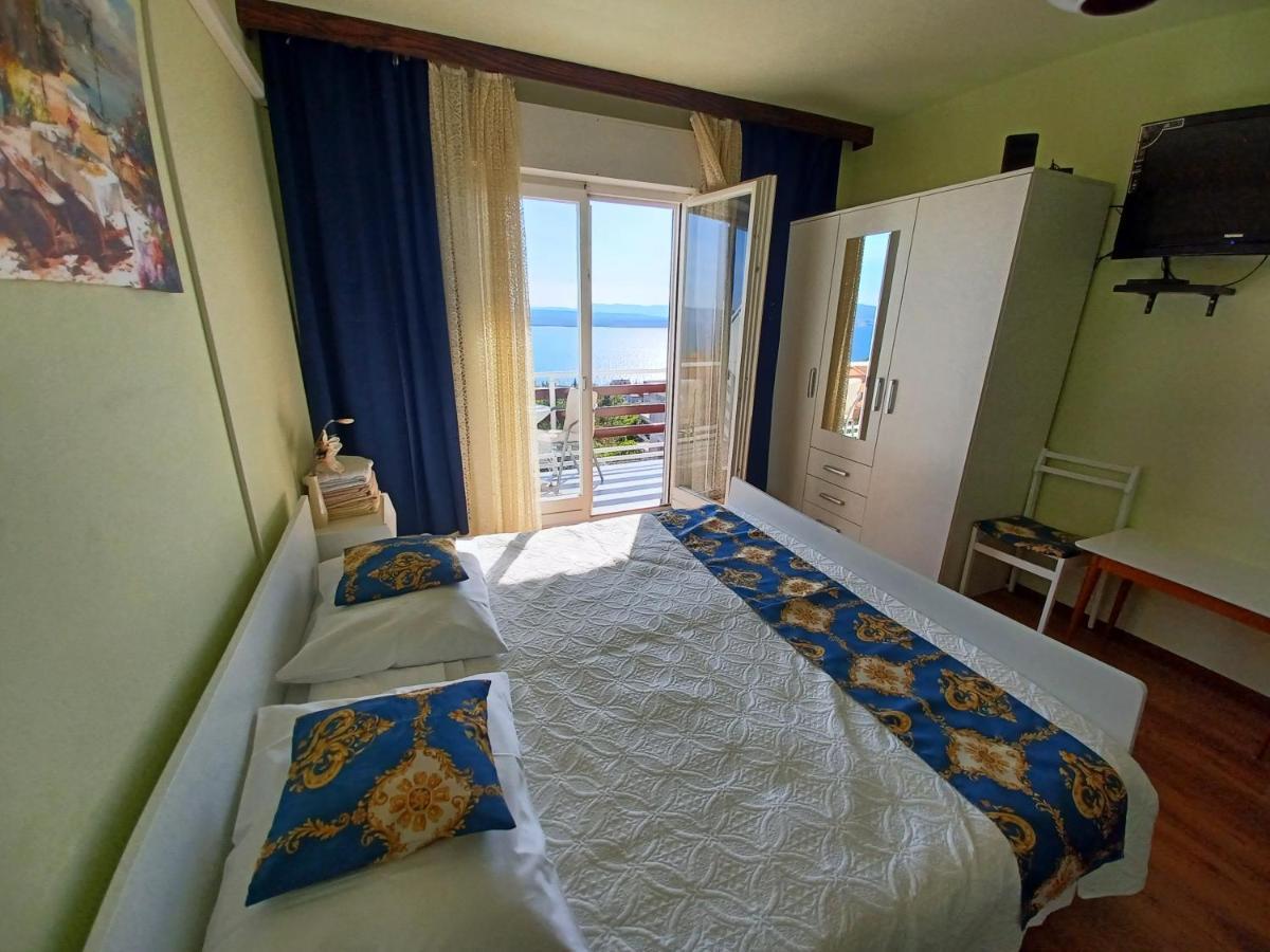 Guest House Djurdjica Dramalj Bagian luar foto