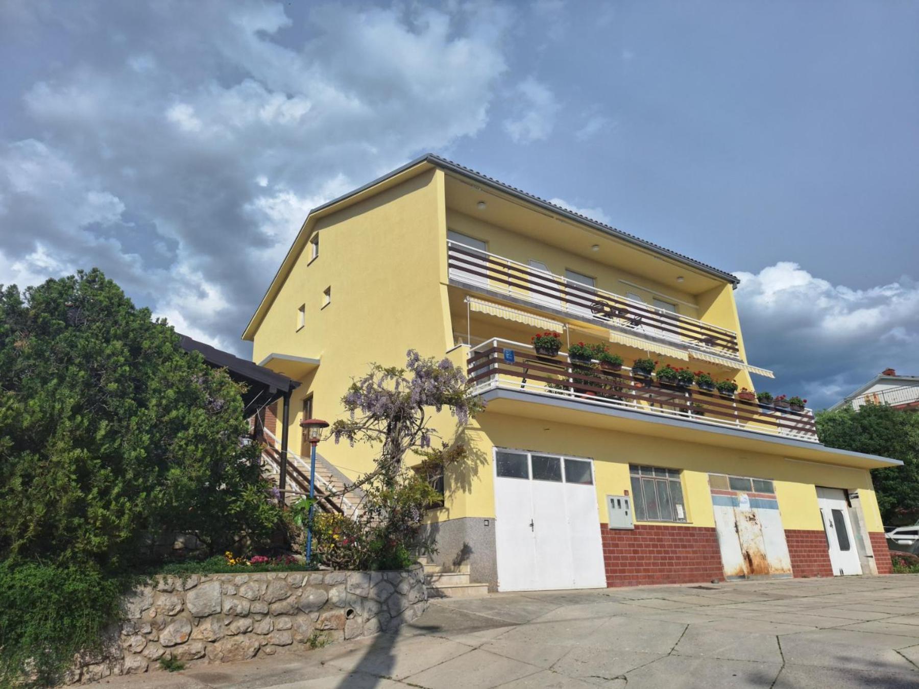 Guest House Djurdjica Dramalj Bagian luar foto
