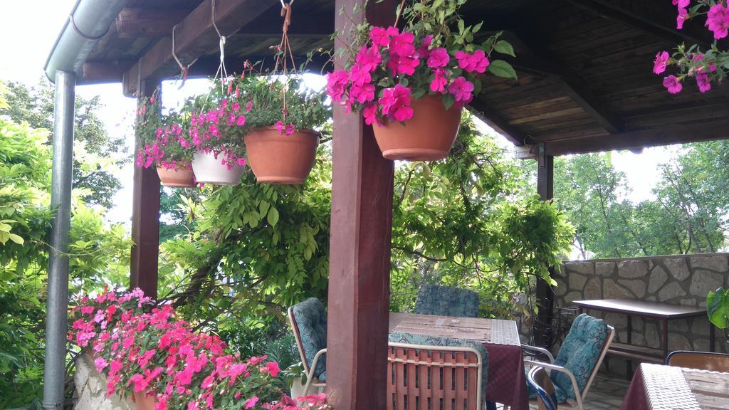 Guest House Djurdjica Dramalj Bagian luar foto