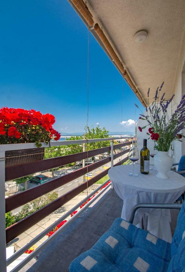 Guest House Djurdjica Dramalj Bagian luar foto